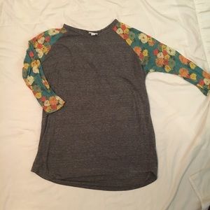 LuLaRoe Randy Grey with floral sleeves. Super soft